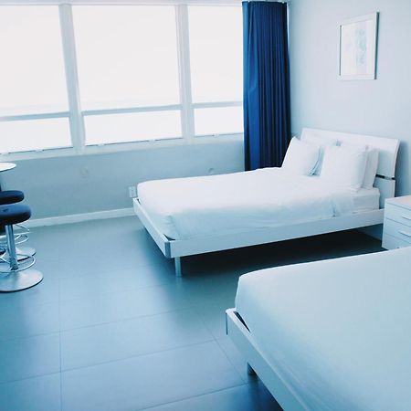 מיאמי ביץ' Castle 835 Oceanview Studio On Beach With Pool, Gym, Bars, And Free Parking מראה חיצוני תמונה